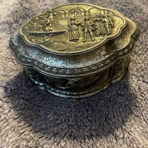 Antique - Vintage Jewelry Box